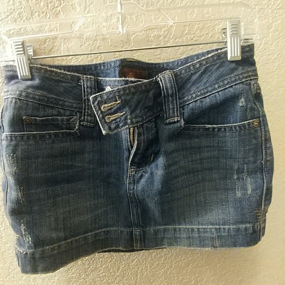 Denim skirt